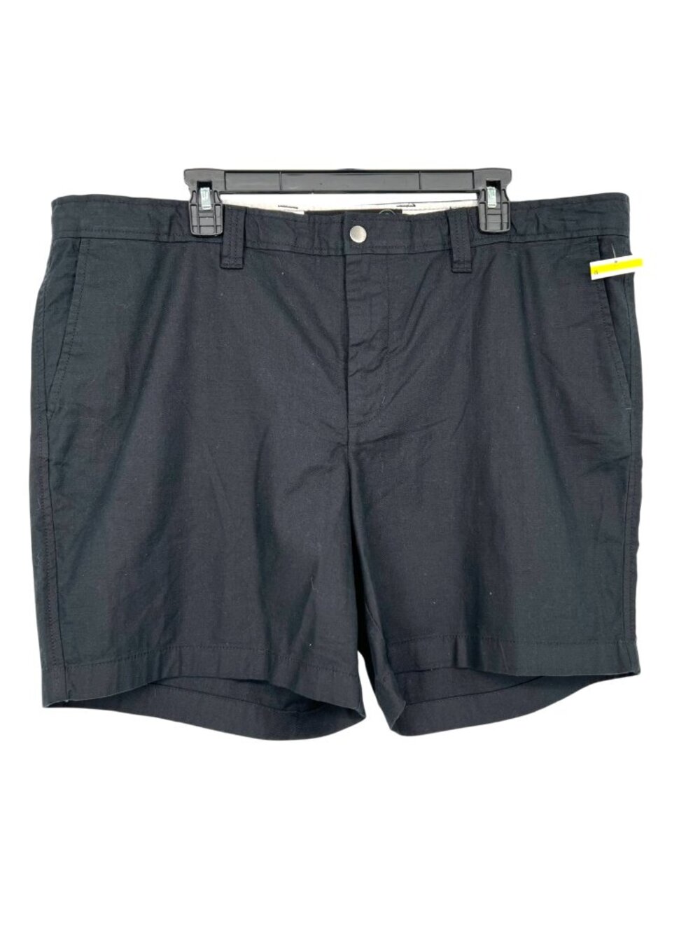 Treasure & Bond Mens Slim Fit Black Cotton Flat Front Shorts Preppy Size 42 NWOT